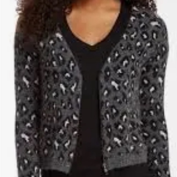 NWT REDUCED TO SELL🎉❣️ Ella Moss zip angora knit zip cardigan Grey leopard print - Picture 3 of 14